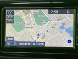 道路や周辺施設が画面上に表示され、現在地を確認しながら目的地までの道のりを把握できます。表示変更や地点登録も選択でき、移動前のルート確認に便利です。