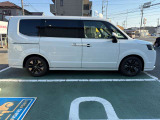 ステップワゴン  2.0 e:HEV スパーダ
