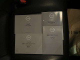 取扱説明書・整備手帳付いてます。