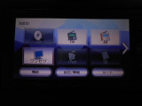 ワンセグテレビ搭載。CD再生・SDカードに対応しています。