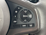 【アダプティブクルーズコントロール】高速道路での長距離走行が楽に!!自動で速度を保つクルーズコントロールが、衝突軽減システムと連携し、前方の車両を感知して車間を保つように速度調節してくれます!!