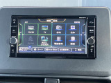 ナビはもちろんCD・DVDを楽しむことができます。またスマートフォンとナビをBluetoothでつなぐことで音楽を聴くことも出来ます!