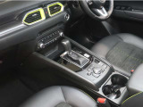 運転しながらでも手元を見ずに操作可能なマツダコネクトの操作ダイアルです!
