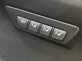【運転席ポジションメモリー付パワーシート】ワンタッチで記憶させていたシートの前後・リクライニングはもちろん、シートリフターも備えます☆快適なドライブをお楽しみ下さい♪