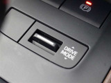 ドライブモードセレクト(ECO/NORMAL/SPORT)が装備されています。
