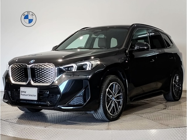BMW iX1 