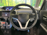 【純正革巻きステアリング】上質な革を使用することで、手にしっかり馴染みとても運転しやすいハンドルです♪