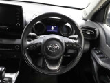 各操作スイッチなどもハンドルから手を放すことなく操作可能で安全運転に支援いたします!