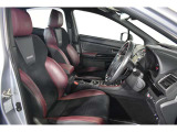 くつろぎと上質に満ちた快適な空間を目指して、ロングドライブでも疲れにくい理想的な座り心地を提供!