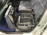 豊富に在庫を取り揃えています。 軽自動車からミニバン、セダン、SUV、話題のハイブリッド車などなど続々入荷中です!