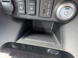 運転席収納スペース