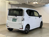 車検や点検・整備も大阪トヨペットにお任せください。お客様の快適なカーライフを長く安心サポートいたします。