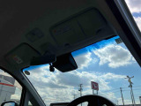 眩しさの軽減!トップシェイドガラスが標準装備されています♪