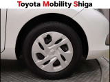 シンプルなデザインの純正ホイールキャップです。落ち着いたデザインですので車体と一体感があります。