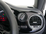 メーカー直営認定中古車 禁煙車 社外ナビ キーレススペア有 LED付きバイキセノンヘッドライト ETC