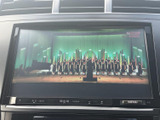 画面いっぱいに映像を表示でき、停車中の休憩時間などにテレビや映像を楽しめます。車内で過ごすひとときの選択肢が広がり、停車時の時間を有効に使えます。