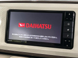 【純正ナビ】人気の純正ナビを装備しております。ナビの使いやすさはもちろん、オーディオ機能も充実!キャンプや旅行はもちろん、通勤や買い物など普段のドライブも楽しくなるはず♪