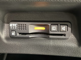 いまや快適なカーライフに欠かせないETCが付いています。