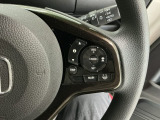 【アダプティブ・クルーズ・コントロール】予め設定した車速内でクルマが自動的に加減速。 前走車との適切な車間距離を維持しながら追従走行し、高速道路でのドライバーの疲労を軽減してくれる嬉しい機能付♪