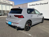 フォルクスワーゲン伝統のスポーツモデル、GTI!力強い加速と優れたハンドリングが生み出す一体感は格別です。日常の移動さえも走る楽しみに変えてくれる、ドライバーの心を刺激する一台です!