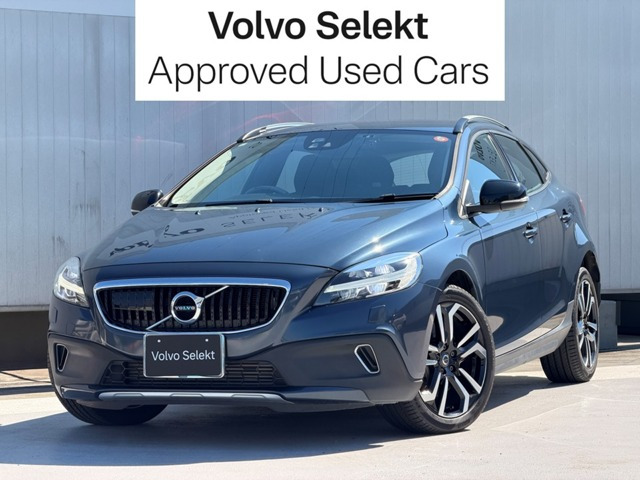 V40クロスカントリー  D4 アクティブ エディション ディーゼルターボ