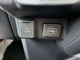 シガーソケット用の充電器が使用可能です!