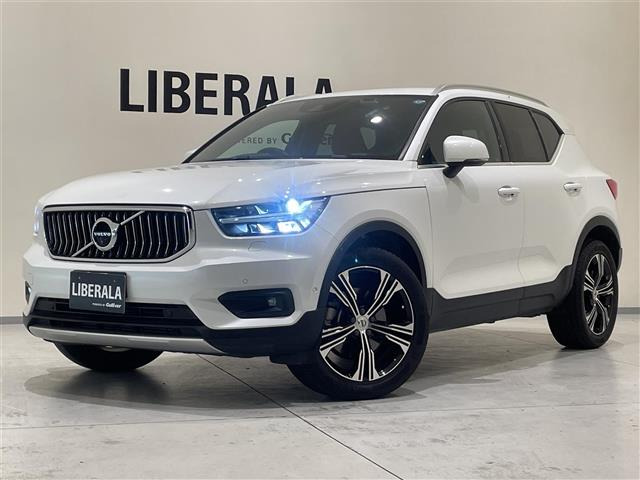 XC40 T4 AWD インスクリプション 4WD 4WD 本革シート