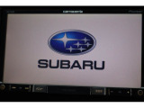 ナビのオープニング画面です。ディーラーオプションなので中古車保証対象で安心ですよ