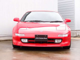 人気のMR2カスタム車両の入庫!全国でも台数の少ないATモデルをベースに外装同色塗装、RAYS製TE37SL15AW、ローダウン、バックカメラなどの充実装備にタイヤもADVANを装着。溝も9分山有