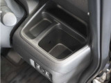◆ドリンクホルダー◆手の届きやすい場所にドリンクホルダーがあり、とても便利です。