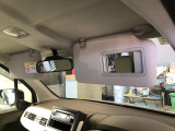 【車内ミラー】日常で使える、嬉しい車内ミラーがついてます!