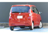 納車前には入念な点検整備をさせていただいてます。もちろん全車走行距離無制限のワイド保証付きですので、購入後も安心して乗っていただけます。