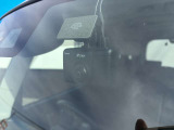 衝突被害軽減ブレーキをはじめ、先進の安全技術が多数搭載されています。コンパクトながらあらゆる状況で高い安心感を提供します。