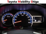 昼間でもくっきり見やすい、高質感メーターです。