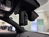ルームミラー内蔵ETC車載機になります。