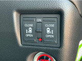両側電動スライドドア装備!運転席よりボタン一つで開閉可能です。