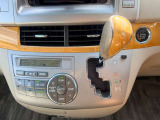 気になるお車がありましたら右の電話番号から直接お店にお問い合わせください。支払方法から車両情報、状態までなんでもご説明させて頂きます。スタッフ一同ご連絡お待ちしております。