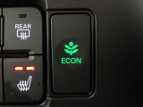 エンジン、エアコンなどを制御し低燃費な『ECONモード』に、また走りを楽しみたいとき、空調など快適性を重視したいときにはスイッチOFFで通常モードに切り替えができます!