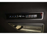 快適な車内空間に誘うオートエアコン☆快適な空間で車内での会話も弾みます♪
