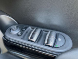 車両の詳細、ご質問につきましては、弊社営業スタッフまでお気軽にご連絡下さいませ。遠方のお客様には実車の詳細画像送信も承ります。お客様からのお問合せをお待ち致しております。
