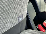 ISOFIX(後部座席)両サイド。小さなお子様のチャイルドシートを安心に取り付けできます☆