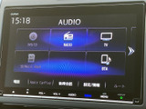 DVD・CDやラジオ、テレビなど、利用したい音源を画面から選べます。メニューがまとまって表示されるため、音楽やラジオを楽しみたいときにも目的の項目を見つけやすく、使い分けに便利です。