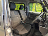 運転席シート廻りは使用感も少なく、良好な状態となっています。丁寧に使われていたことがよくわかりますね。