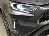 ★LEDヘッドライト★LEDは明るく遠くまで照らす光量で夜間走行の視認性を高めます。長寿命で省電力!見た目もスタイリッシュです。