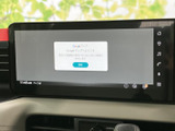 鮮明な地図表示で、目的地までスムーズに案内。渋滞情報も確認できるので、最適なルートを選択できます。遠出の際も安心ですね。