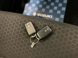 【スマートキー】キーをポケットやカバンに入れたままでもドアの施錠・開錠ができ、雨の日や荷物の多い日に大活躍!
