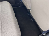フロアマットもきれいな状態です。