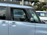 《日産プレミアム認定中古車》 日産認定店クオリティーショップのみがプロデュースできる認定中古車です。全国ワイド保証24ヶ月付きです。オプション装着部品に関してはメーカー純正部品も対象です。