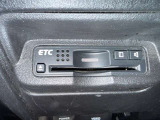 気になるお車がありましたら右の電話番号から直接お店にお問い合わせください。支払方法から車両情報、状態までなんでもご説明させて頂きます。スタッフ一同ご連絡お待ちしております。