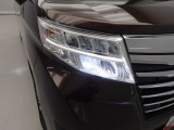☆LEDヘッドライト☆ 白く明るい光で、対象物が見やすく夜間走行の強い味方♪